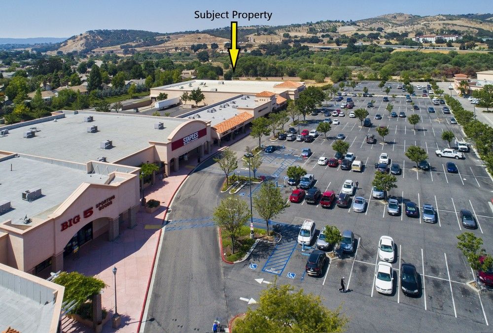 Retail For Sale: 120 Niblick Rd, Paso Robles, CA 93446